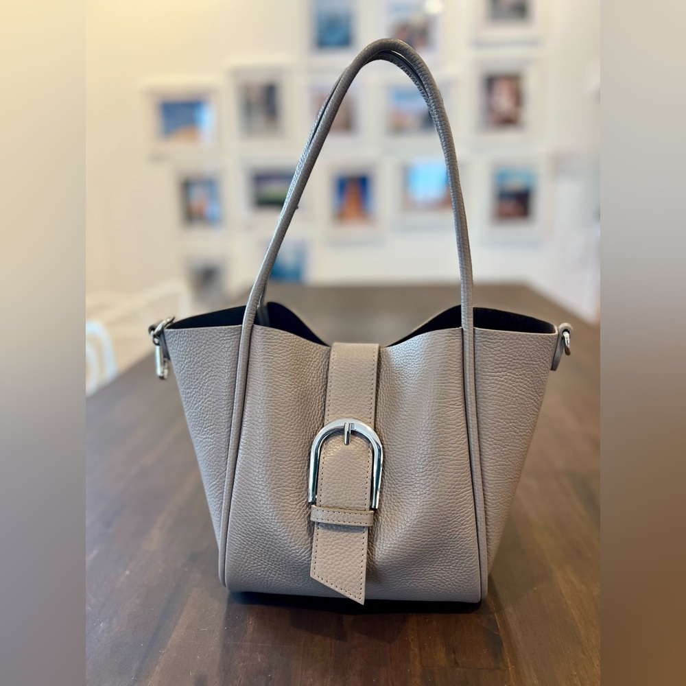 Strap and Buckle Detail Tote in Taupe / Gray